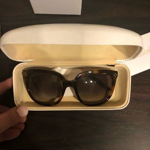 CHLOE SUNGLASSES IN EXCELLENT CONDITION!!